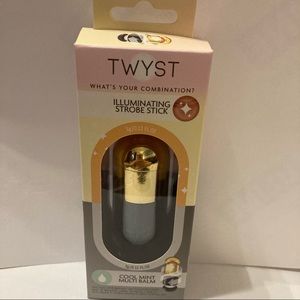 TWYST Multi Balm Cool Mint Illuminating Stick
